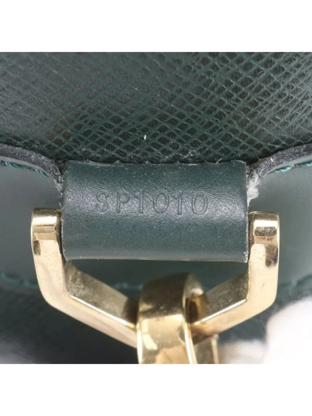 Louis Vuitton Taiga Tula Leather 2-Way Shoulder Bag Crossbody Business
